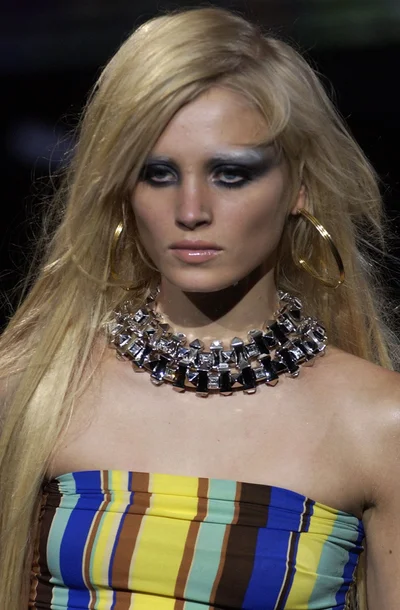 Look 18